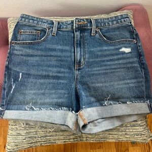 Universal Thread sz 8 denim shorts